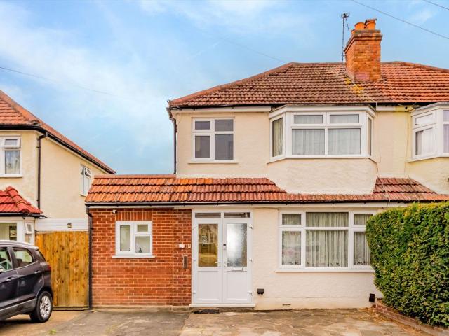 House for rent in Tolworth, Greater London