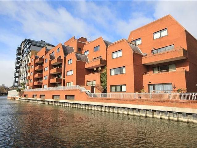 Studio for rent in Newtown, Reading