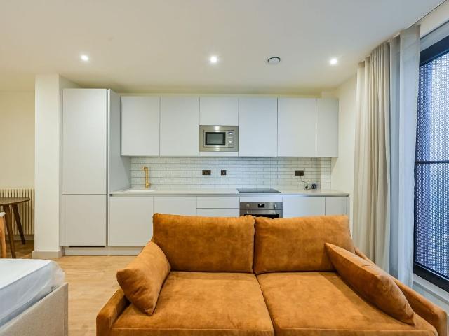 Studio for rent in Leyton, Greater London