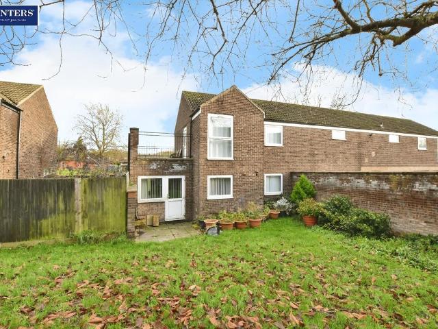 Apartment for rent in Westcliff, Dragonby