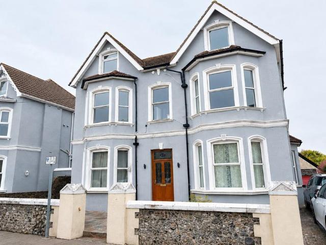House for rent in Worthing, West Sussex
