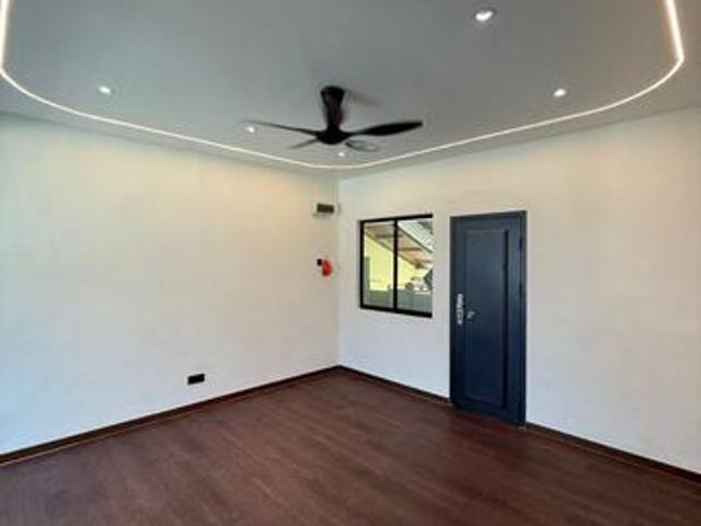 Flat for sale in Bukit Ledang, Johor