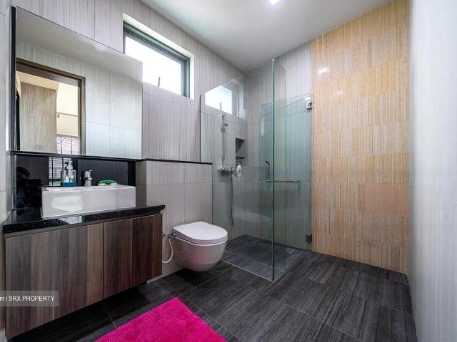 Farm for sale in Serangoon