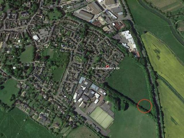 House for sale in Lyons, Greater London