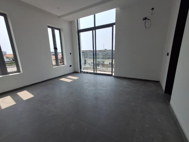 House for sale in Eti Osa, Lagos