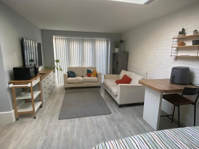 Studio for rent in Winnersh