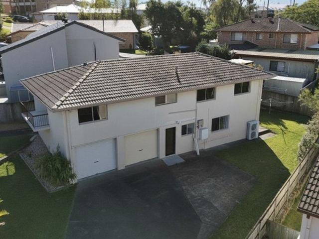 Granny Flat for rent in Toombul, Queensland