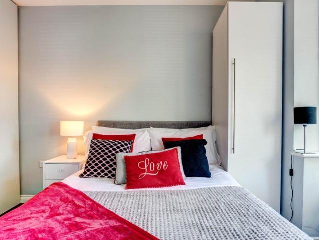 Studio for rent in Round Hill, Brighton & Hove