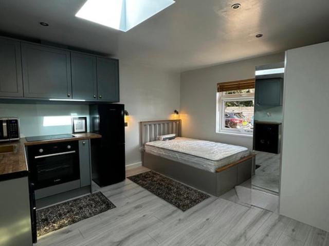 Studio for rent in Greater London