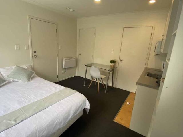 Property for rent in Knighton, Hamilton City