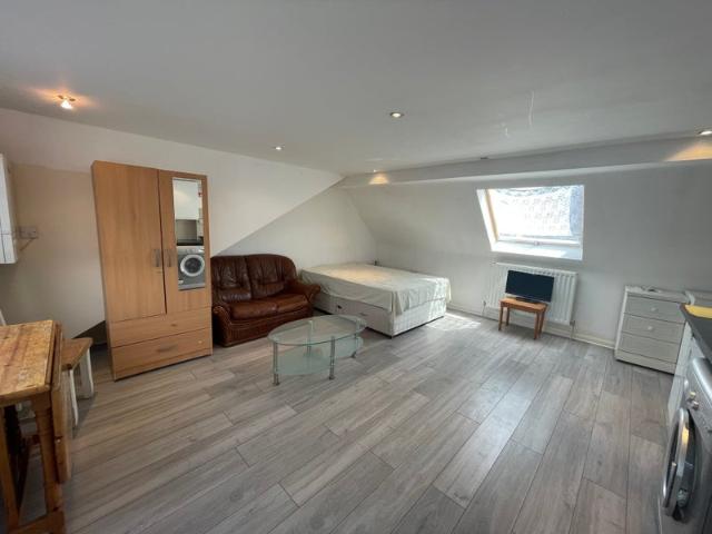 Studio for rent in Edmonton, Greater London