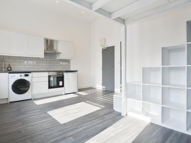 Studio for rent in London Borough of Hackney, Greater London