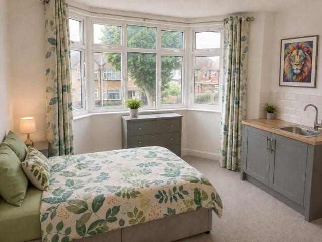 Studio for rent in Hook, Greater London