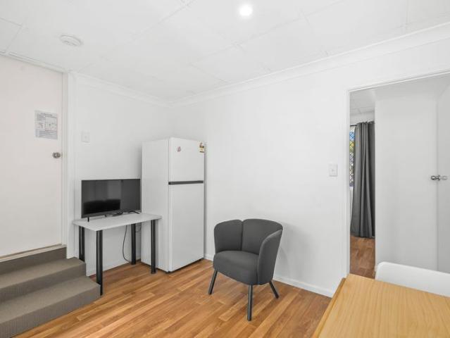 Granny Flat for rent in Toombul, Queensland