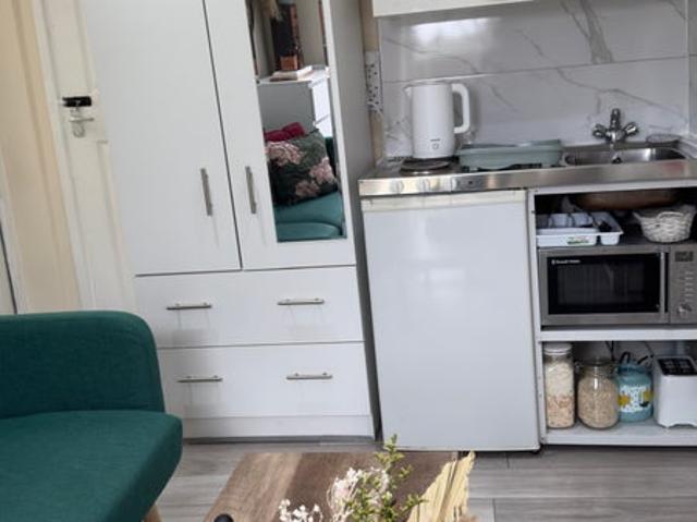 Studio for rent in Upper Edmonton, Edmonton