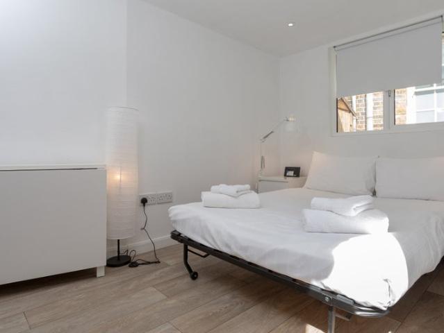 Studio for rent in London Borough of Lambeth, Greater London