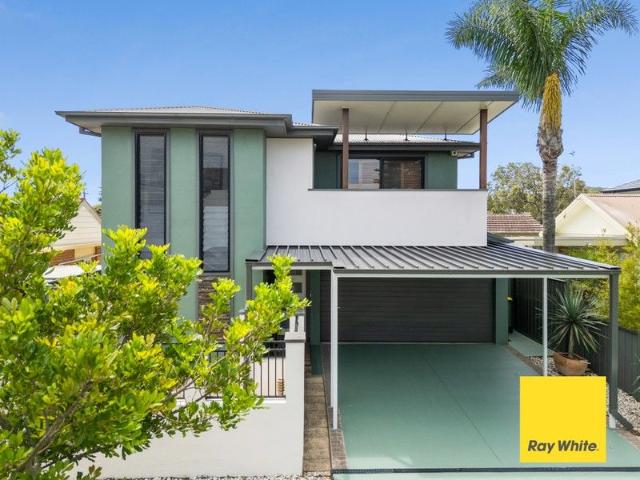 Townhouse for sale in Gosford, New South Wales