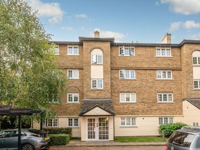 Apartment for rent in Southfields, Greater London