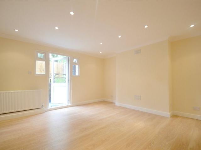 Apartment for rent in London Borough of Croydon, Selhurst
