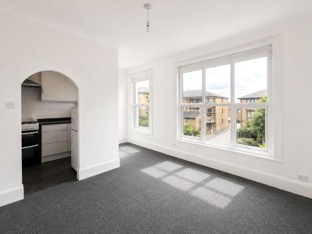 Apartment for rent in London Borough of Croydon, Selhurst