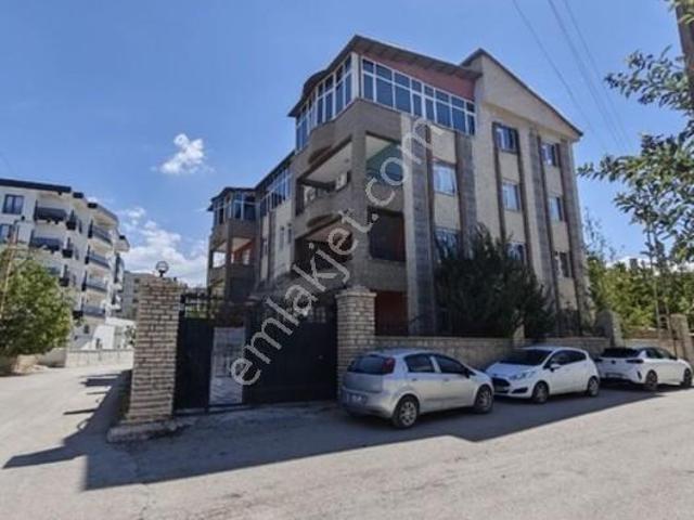 Van içerisinde kiralık mülk