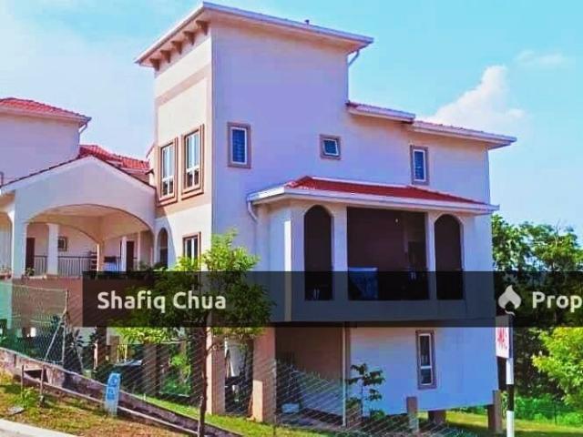 Bungalow for sale in Tanjong Sepat, Selangor