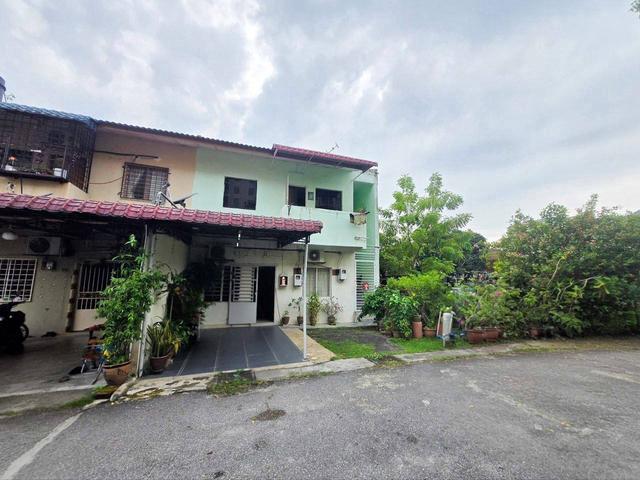 Townhouse for sale in Selayang, Selangor