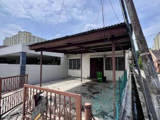 Terraced House for sale in Country Heights Damansara, Kuala Lumpur