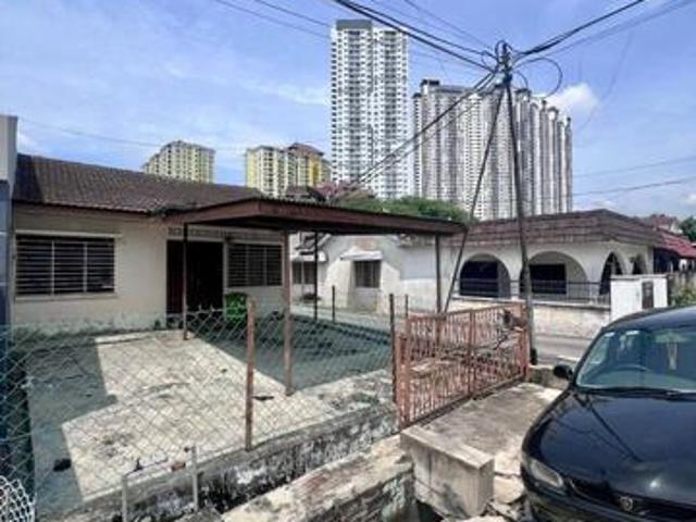 Terraced House for sale in Country Heights Damansara, Kuala Lumpur