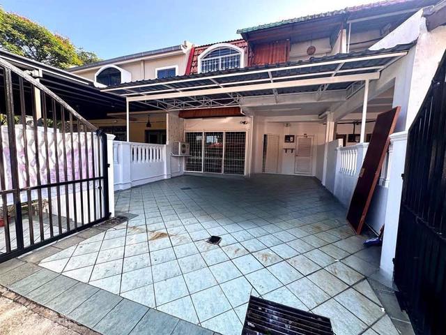 Terraced House for sale in Country Heights Damansara, Kuala Lumpur
