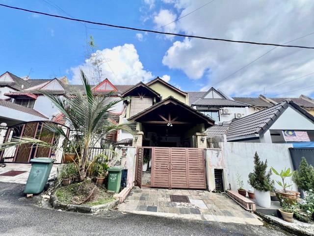Terraced House for sale in Country Heights Damansara, Kuala Lumpur