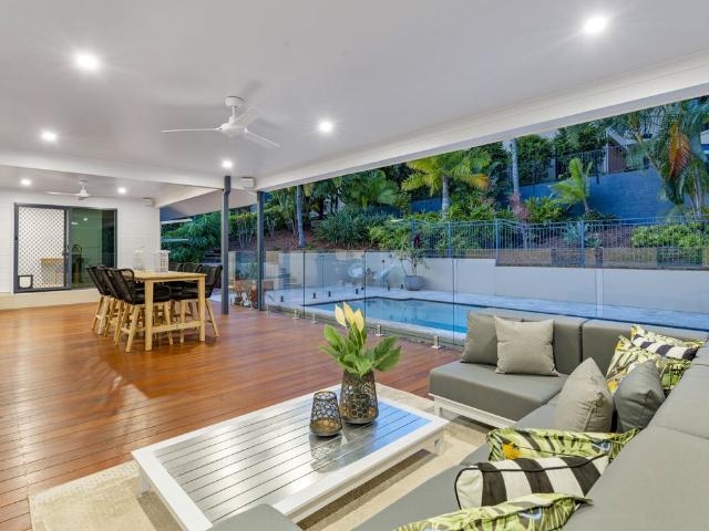 House for sale in Ashmore City