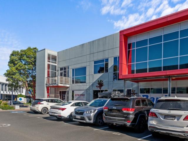 Office for rent in Toombul, Queensland