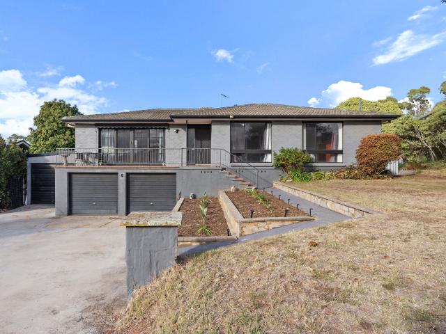 House for sale in Latham, Australian Capital Territory