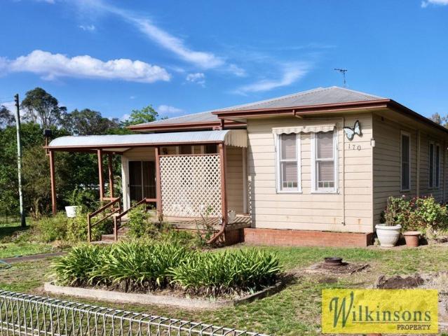 Cottage for sale in Wilberforce, Sydney