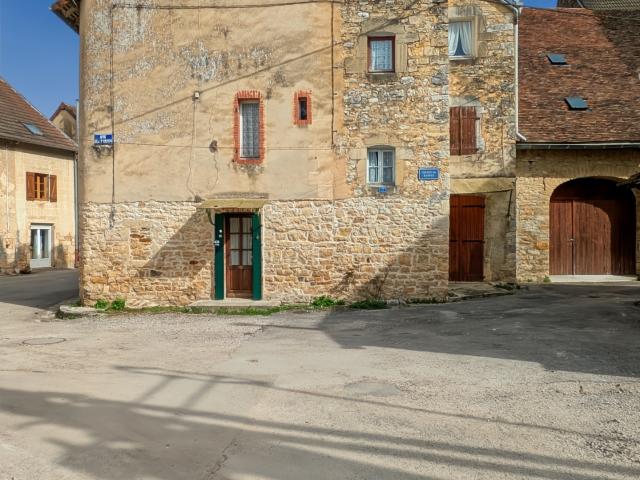 Maison vente à Lons-le-Saunier, Sellières