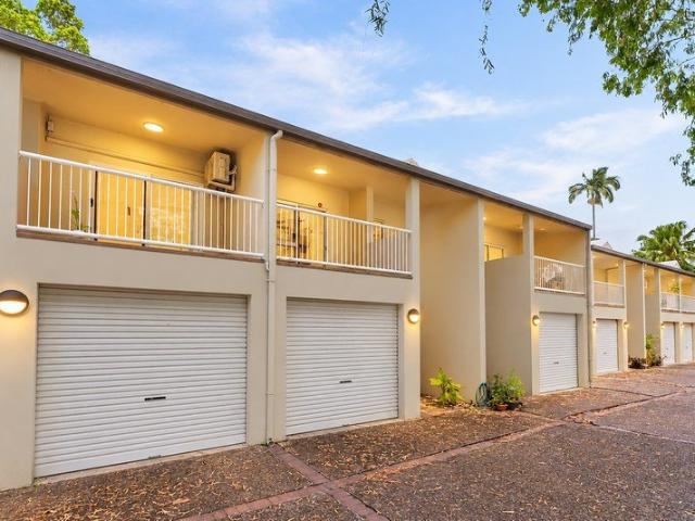 Apartment for sale in Port Douglas, Douglas Shire