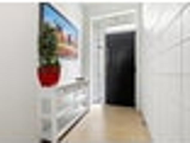 Apartment for sale in Whangaparaoa