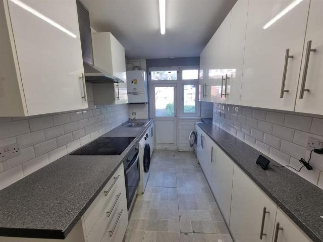 House for rent in London Borough of Croydon, Greater London