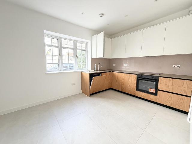 House for rent in London Borough of Croydon, Greater London