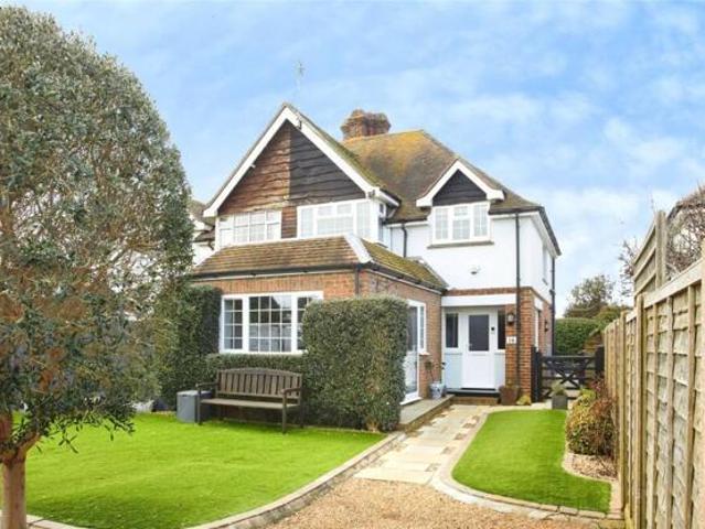 House for sale in Littlecote, West Sussex