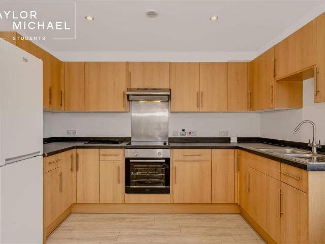 Apartment for rent in Moulsecoomb, Brighton