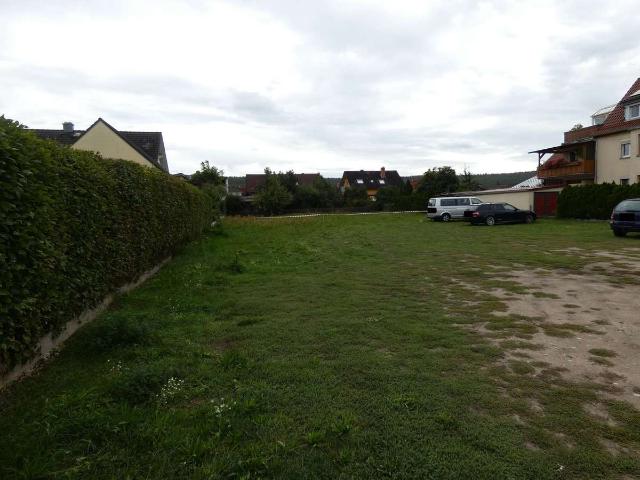Erdgeschosswohnung kaufen in Neuhaus, Pettstadt