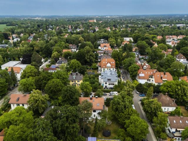 Erdgeschosswohnung kaufen in Aubing-Lochhausen-Langwied, München