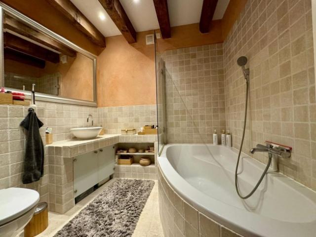 Reihenfamilienhaus kaufen in Cossonay-Ville, Waadt