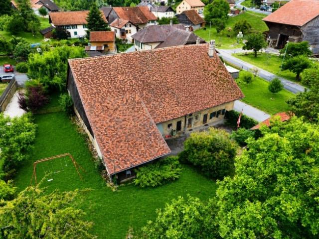Bauernhaus kaufen in Jorat-Menthue, Waadt