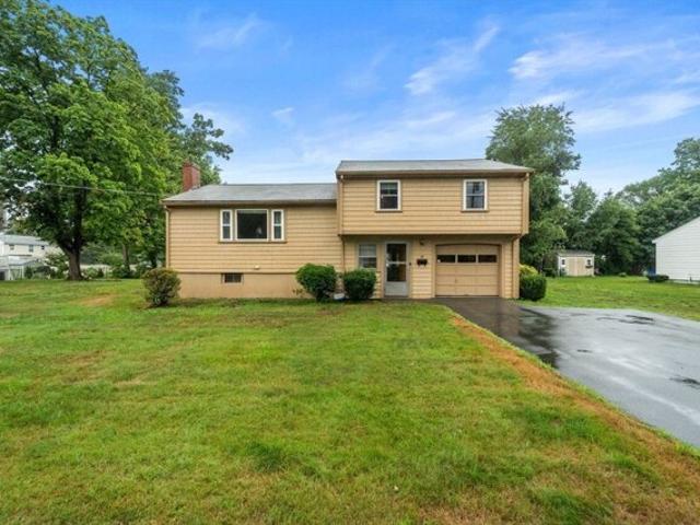 House for sale in Braintree, Massachusetts