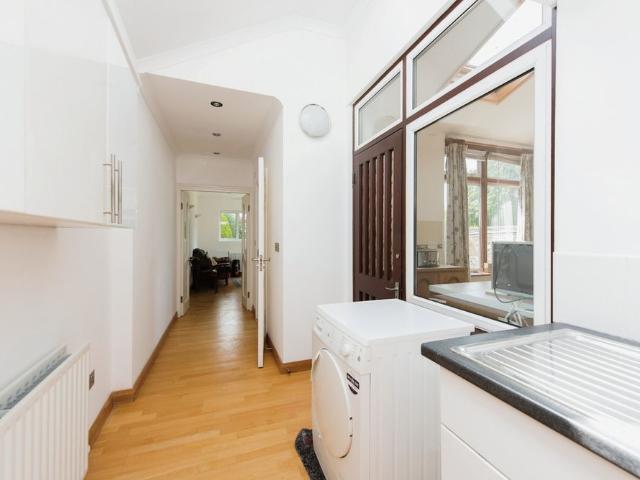 House for rent in New Malden, Greater London