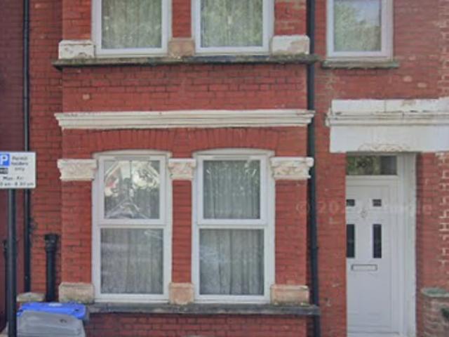 House for rent in Harlesden, Greater London