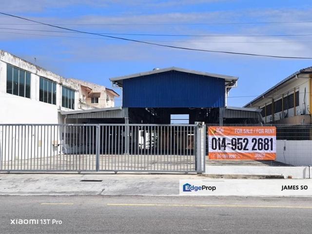 Shop for rent in Malaka